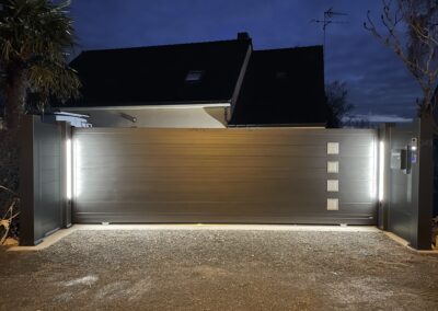 Portail coulissant Aluminium- LED